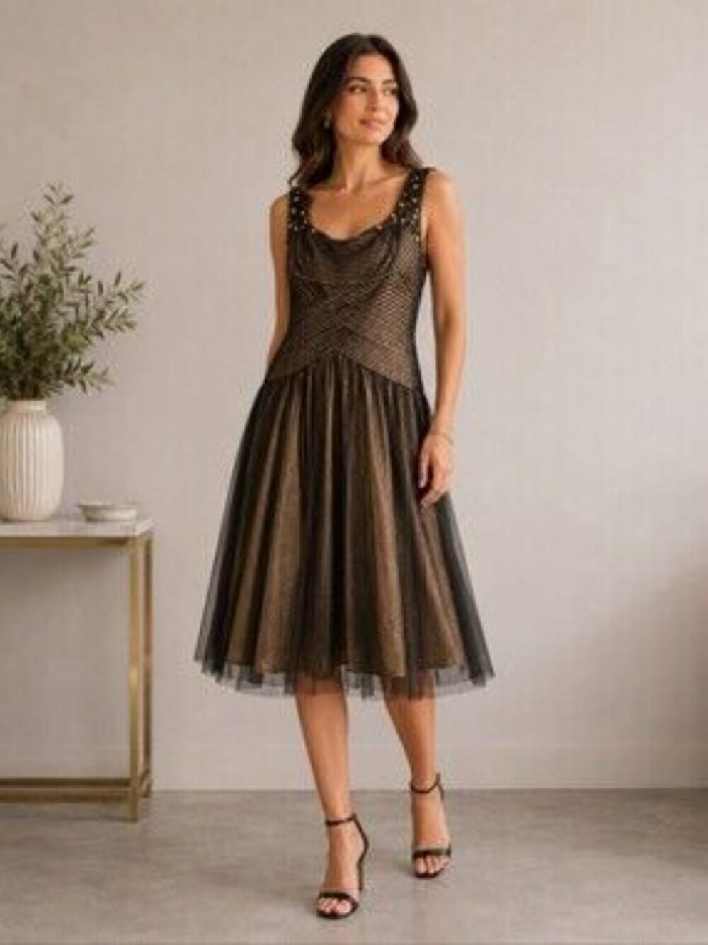 BCBGMAXAZRIA Embellished Metallic Evening Dress – Size 0 – NWT ($478)